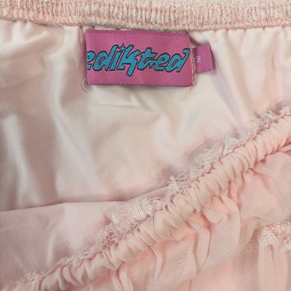 EDIKTED ruffle mini skirt 🎀🍦 - Picture 2 of 4